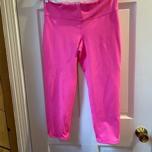 Lilly Pulitzer Luxletic Capri leggings Size L